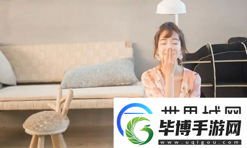 女学生被c扒衣服：现场惊叫声不绝于耳！ 